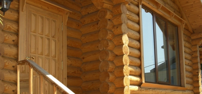 Крыльцо для деревянного дома — функциональный и декоративный элемент, фотоподборка